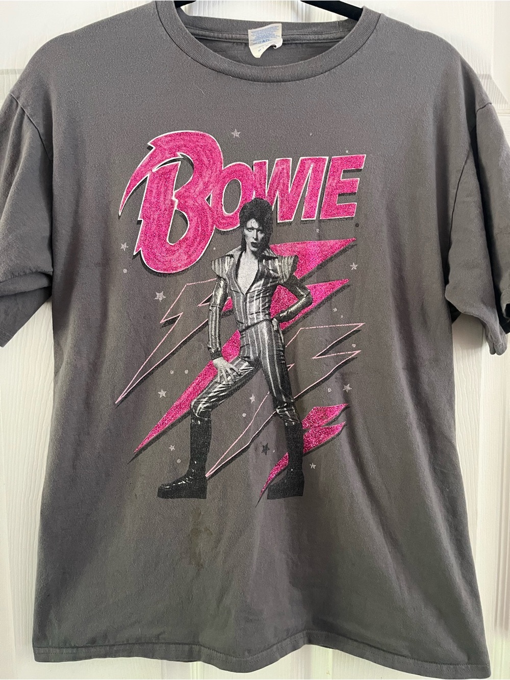 David Bowie Pink Glitter Sparkle Unisex Graphic T-Shirt Gray Size M